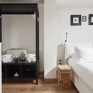 Celeste's House Appartement