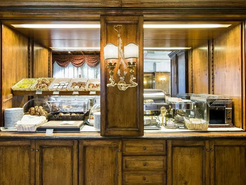 Hotel Adler Cavalieri Hotel-Private Spa & Gym Florencja