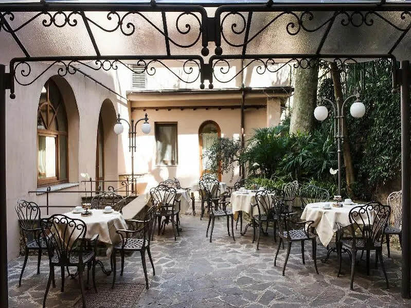 Adler Cavalieri Hotel-Private Spa & Gym Florence 4*,